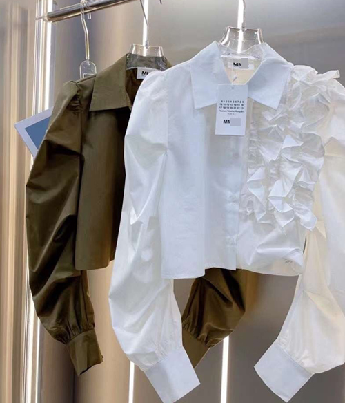 Maison margiel* cotton blouse ; 프릴 디테일이 너무 로맨틱한 블라우스!!